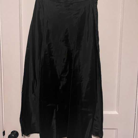 David's Bridal 2-Piece Black Cocktail/Bridesmaid Set, Size 6 - Picture 9 of 12